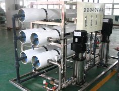 化妝品、精細化工行業(yè)用水制取設備