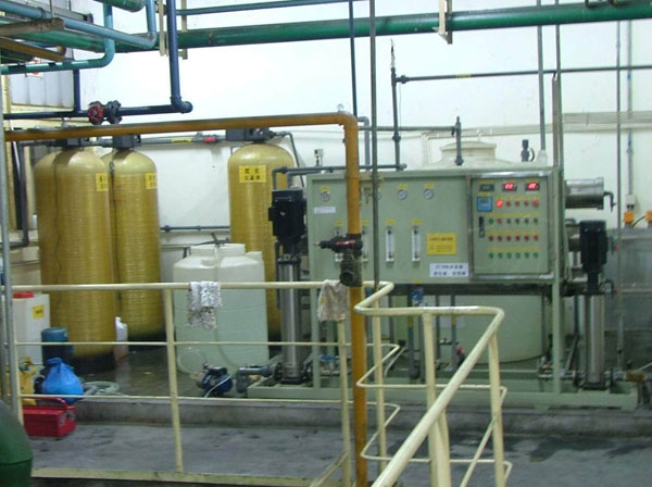 電鍍涂裝行業(yè)用水設(shè)備