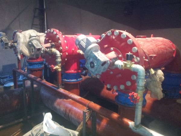 水源緊缺的狀態(tài)下全自動反沖洗過濾器被人們推 水源緊缺的狀態(tài)下全自動反沖洗過濾器被人們推